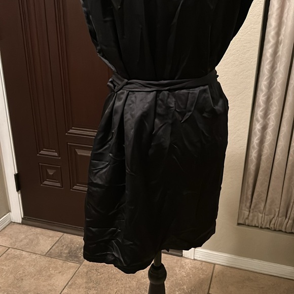 Victoria’s Secret Black Satin Robe - Picture 6 of 7